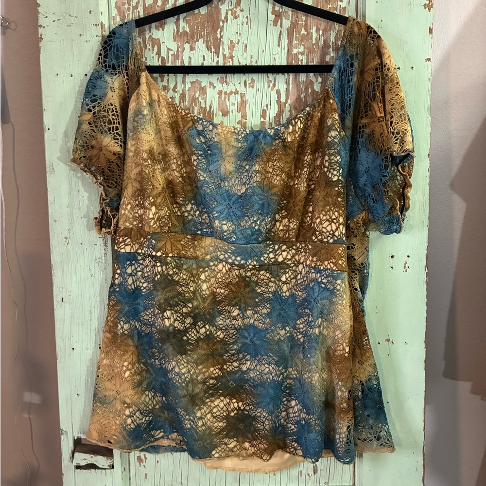 Women’s Lane Bryant blue and brown floral lace blouse